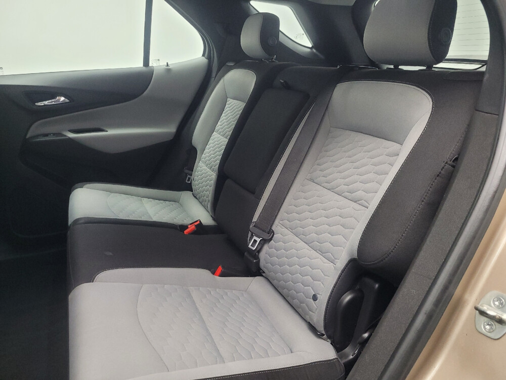 2018 Chevrolet Equinox in Eastpointe, MI 48021 - 18104485 18