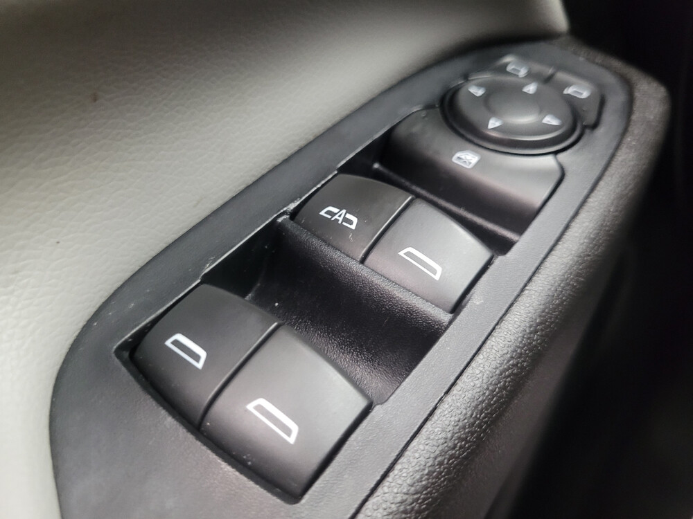 2018 Chevrolet Equinox in Eastpointe, MI 48021 - 18104485 27