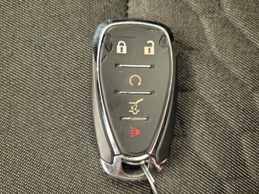 2019 Chevrolet Equinox in Toledo, OH 43617 - 18104486 32