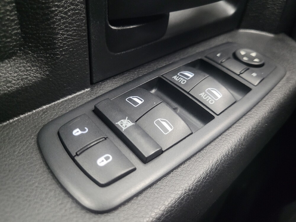 2017 RAM 1500 in Ft Wayne, IN 46805 - 18104489 27