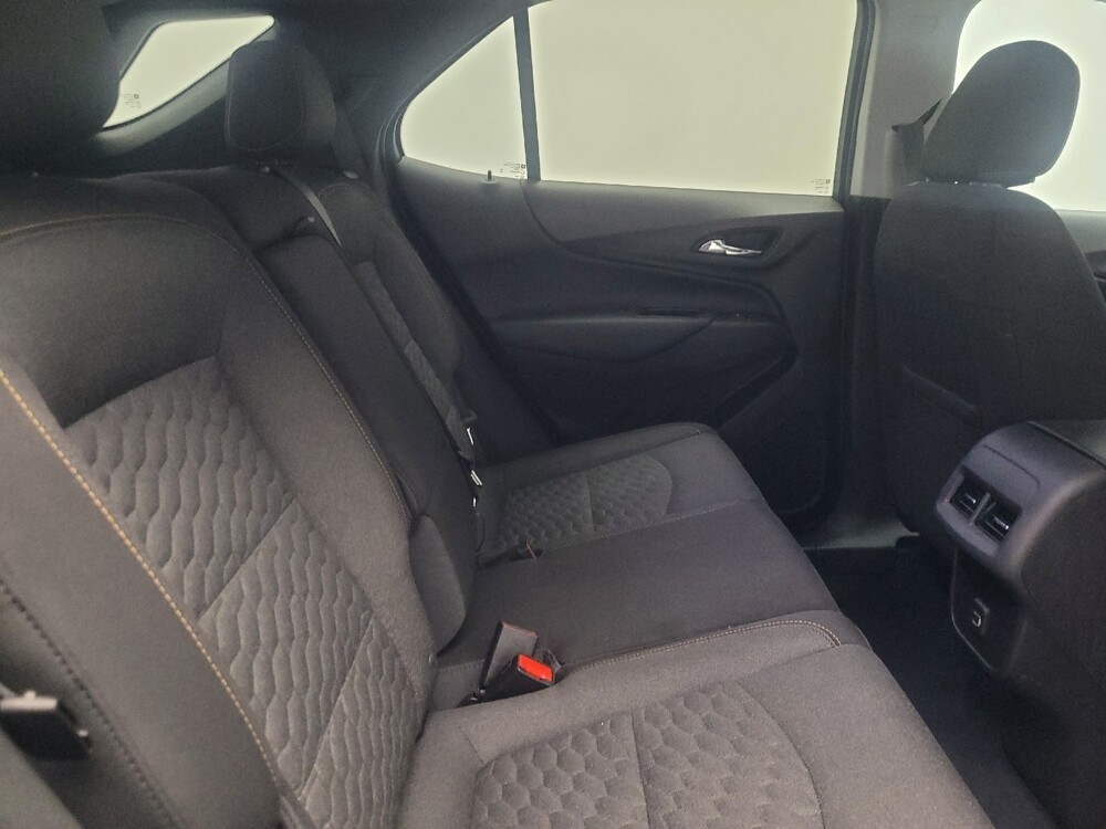 2021 Chevrolet Equinox in Indianapolis, IN 46219 - 18104490 19