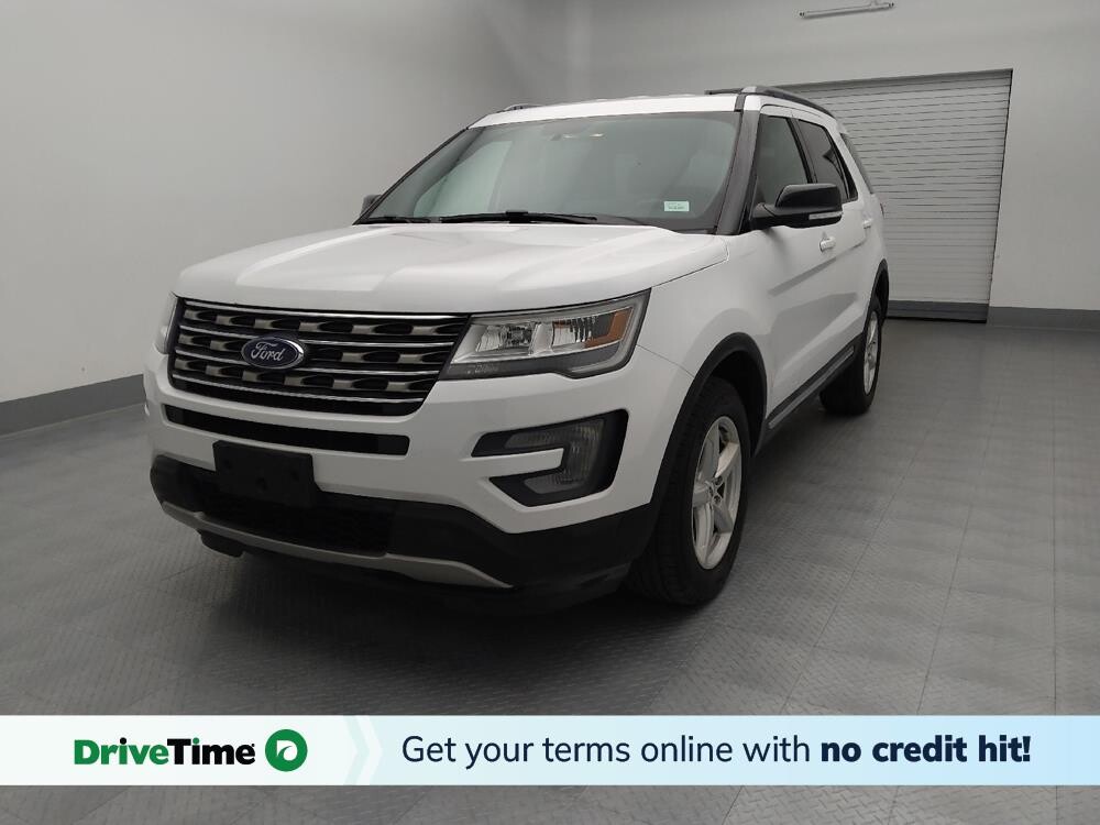 2017 Ford Explorer in Springfield, MO 65807 - 18104501