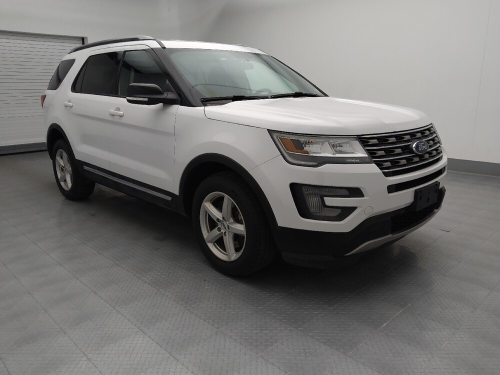 2017 Ford Explorer in Springfield, MO 65807 - 18104501 11