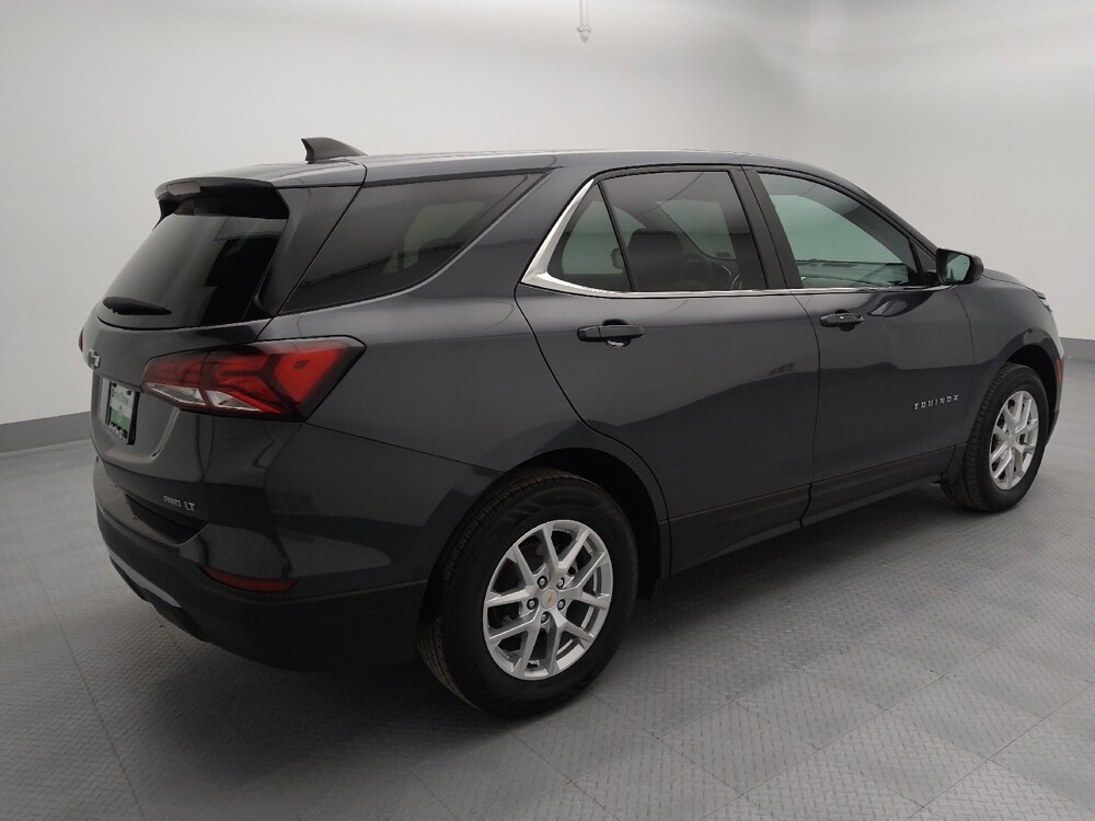 2022 Chevrolet Equinox in Springfield, MO 65807 - 18104516 10