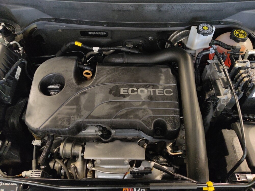 2020 Chevrolet Equinox in San Antonio, TX 78238 - 18104522 30