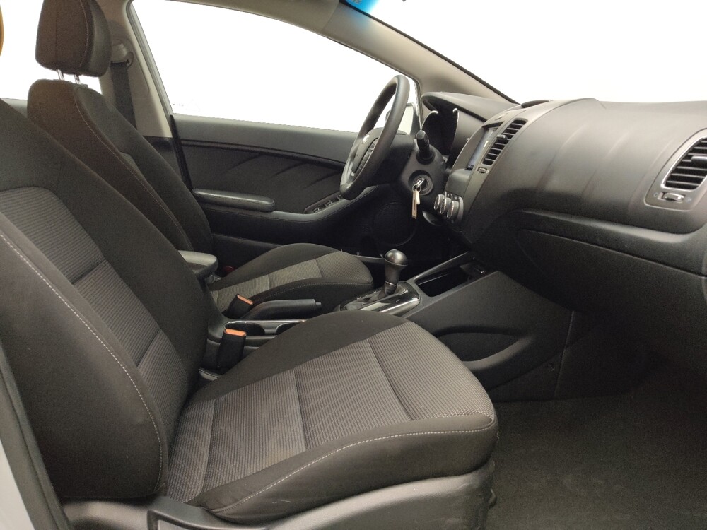 2017 Kia Forte in Arlington, TX 76011 - 18104524 21