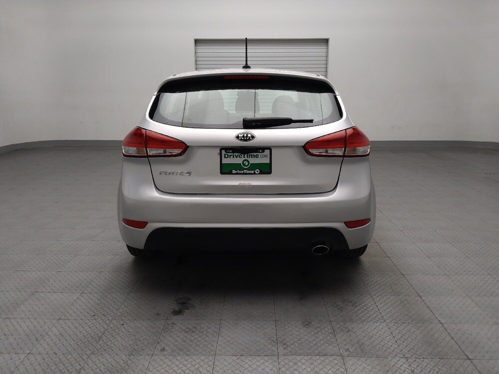 2017 Kia Forte in Arlington, TX 76011 - 18104524 7