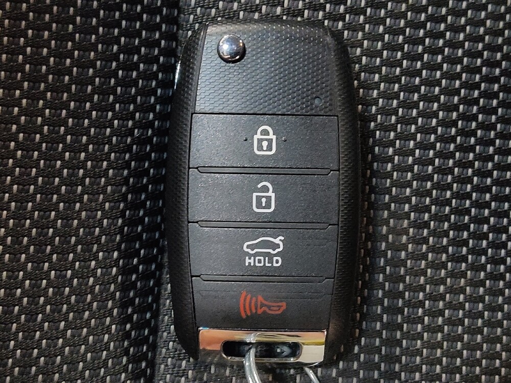 2017 Kia Forte in Arlington, TX 76011 - 18104524 32