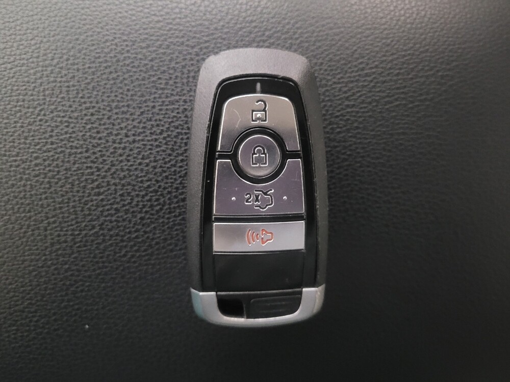 2018 Ford Fusion in Knoxville, TN 37923 - 18104533 32