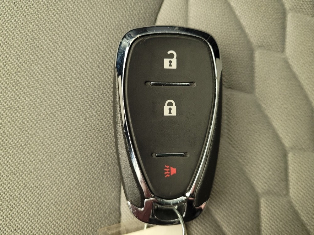 2020 Chevrolet Equinox in Toledo, OH 43617 - 18104534 32