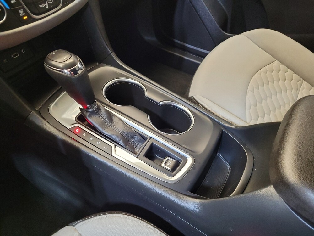 2020 Chevrolet Equinox in Toledo, OH 43617 - 18104534 26