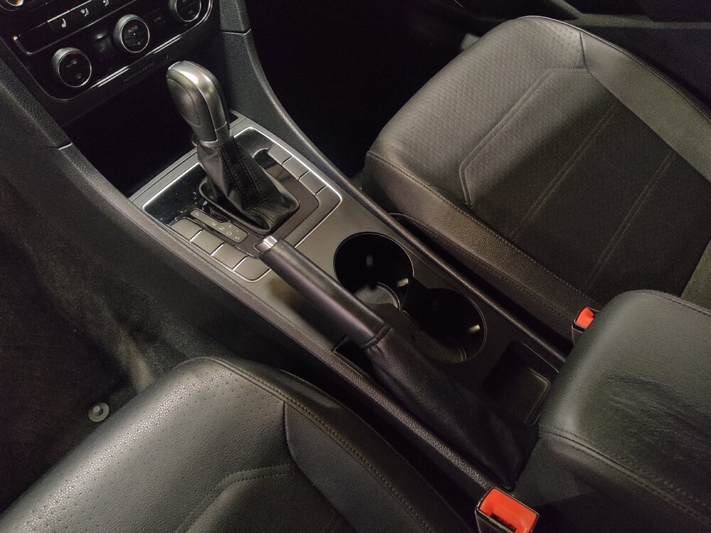 2017 Volkswagen Passat in Pensacola, FL 32505 - 18104539 26