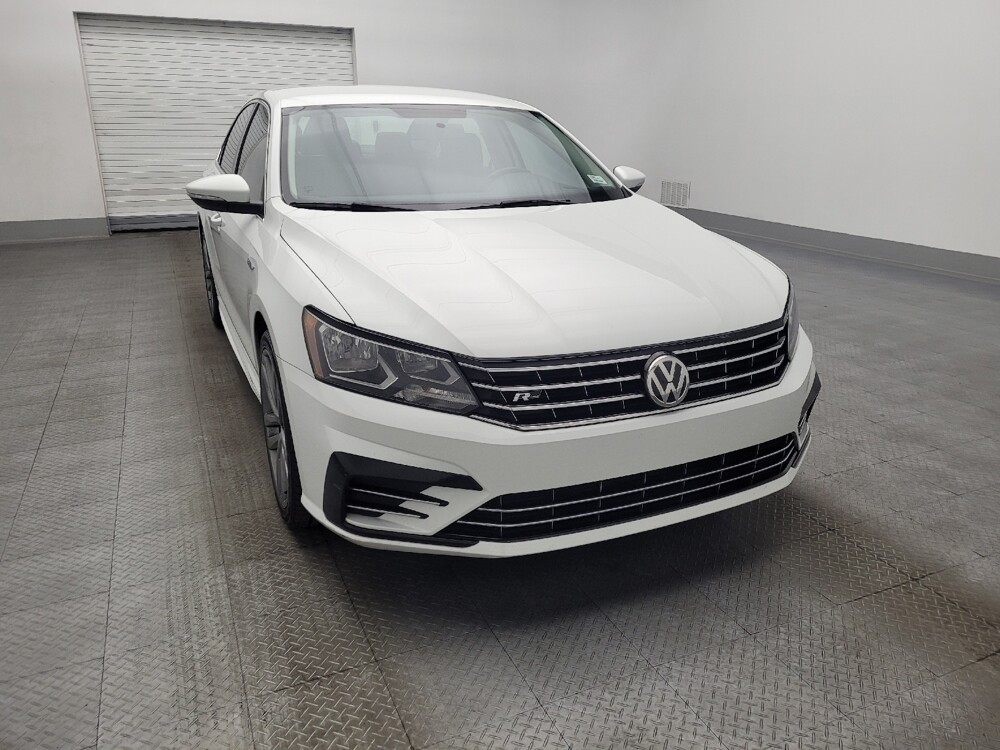 2017 Volkswagen Passat in Pensacola, FL 32505 - 18104539 14