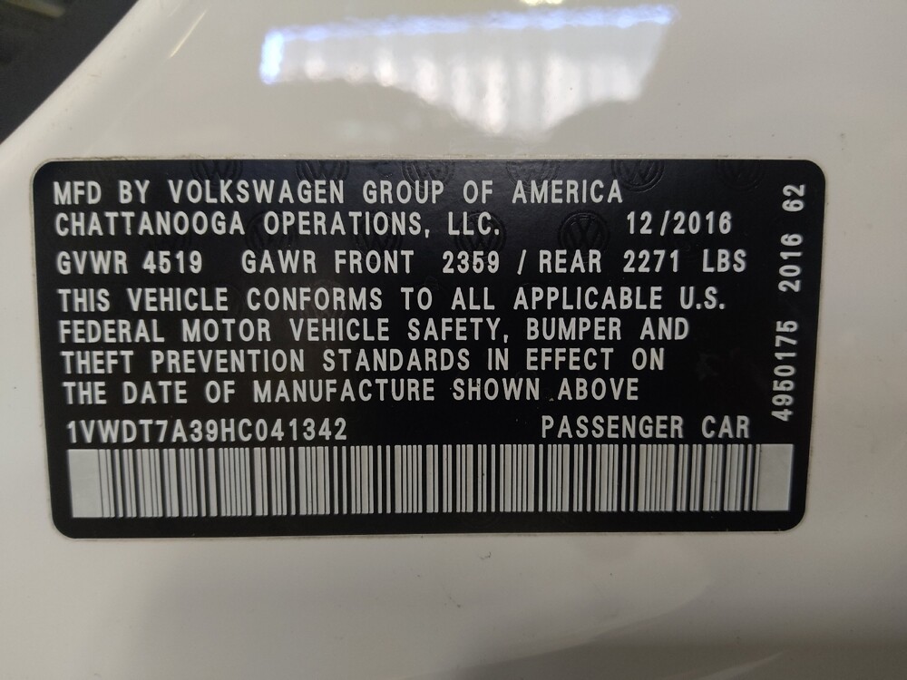 2017 Volkswagen Passat in Pensacola, FL 32505 - 18104539 33