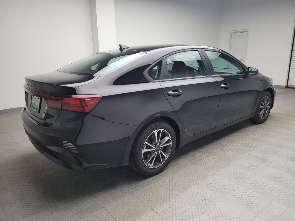 2023 Kia Forte in Grand Rapids, MI 49508 - 18104542 10