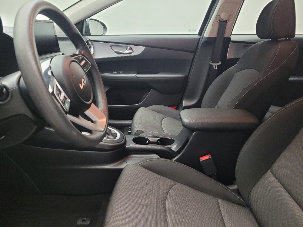 2023 Kia Forte in Grand Rapids, MI 49508 - 18104542 17