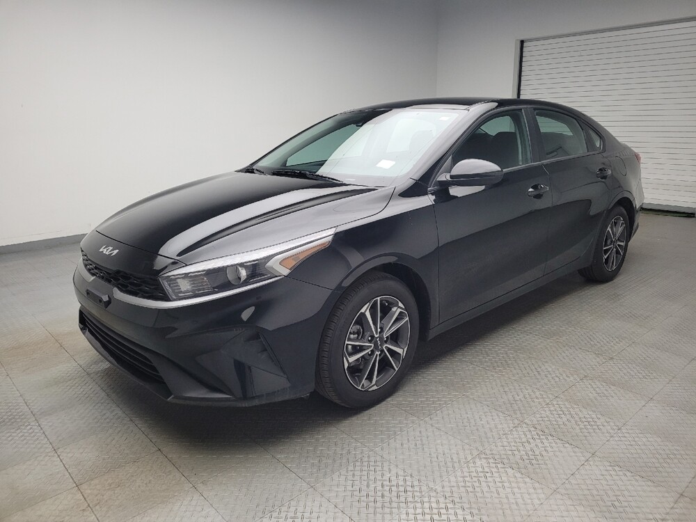 2023 Kia Forte in Grand Rapids, MI 49508 - 18104542 2