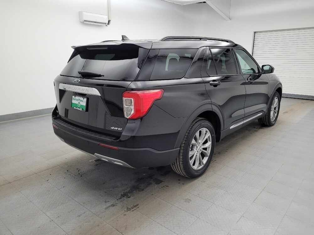 2022 Ford Explorer in Columbus, OH 43228 - 18104543 9
