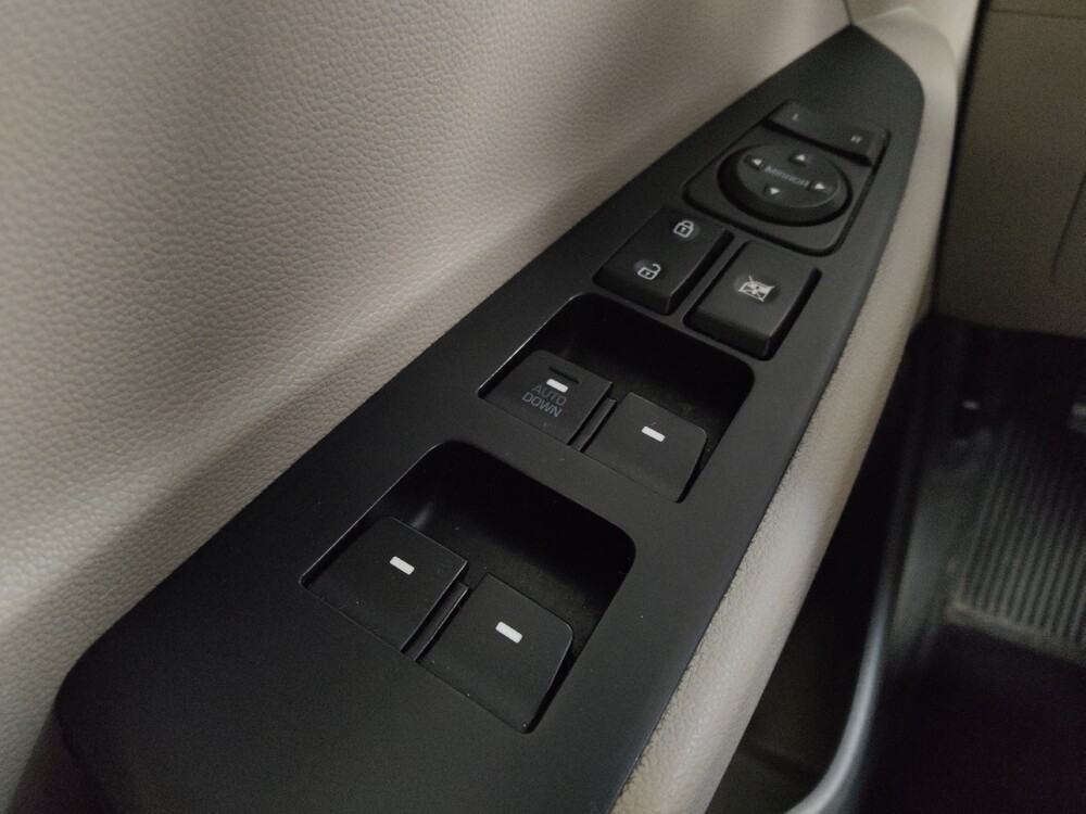 2018 Hyundai Tucson in Marietta, GA 30062 - 18104546 27