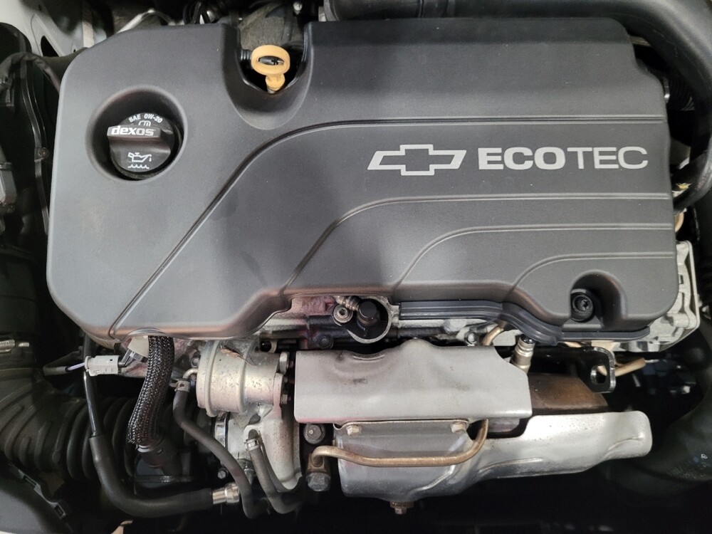 2018 Chevrolet Cruze in New Castle, DE 19720 - 18104547 30