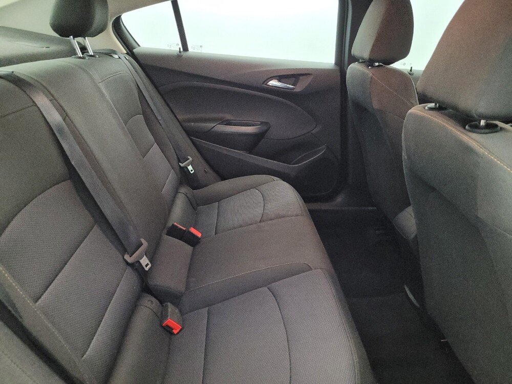 2018 Chevrolet Cruze in New Castle, DE 19720 - 18104547 19