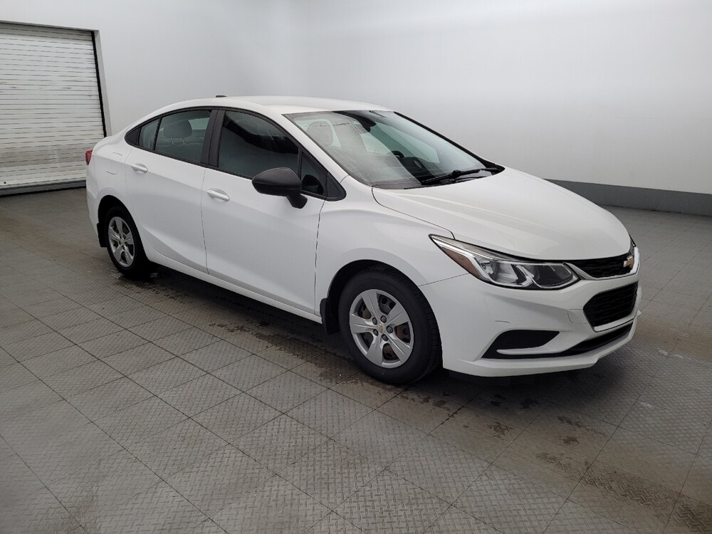 2018 Chevrolet Cruze in New Castle, DE 19720 - 18104547 13