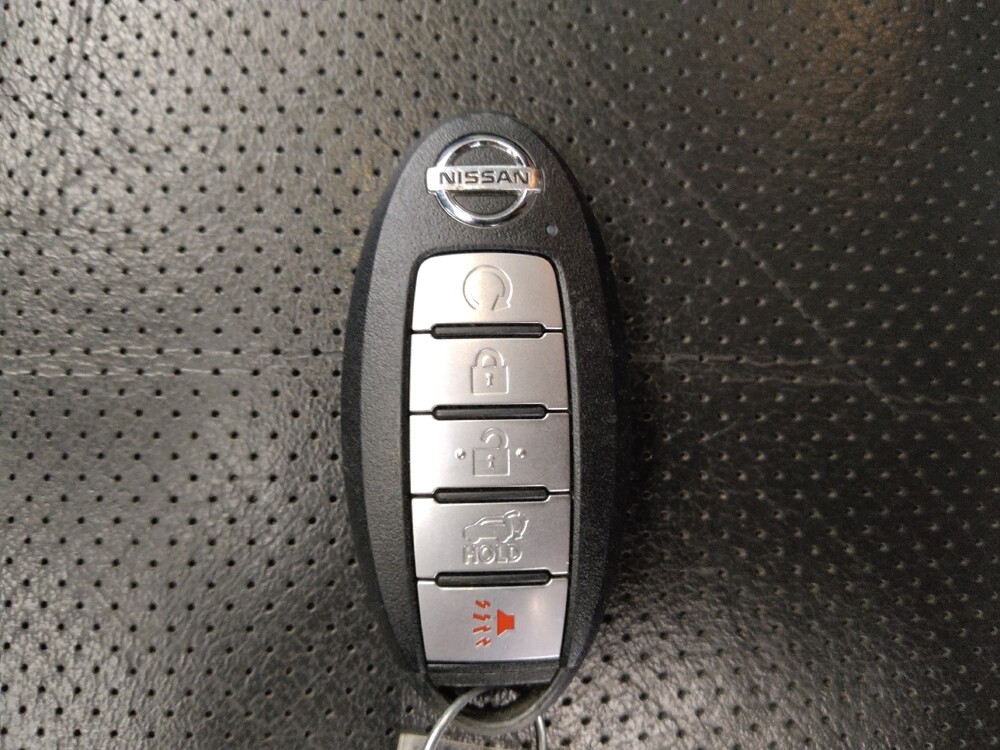 2019 Nissan Rogue in Springfield, MO 65807 - 18104551 32