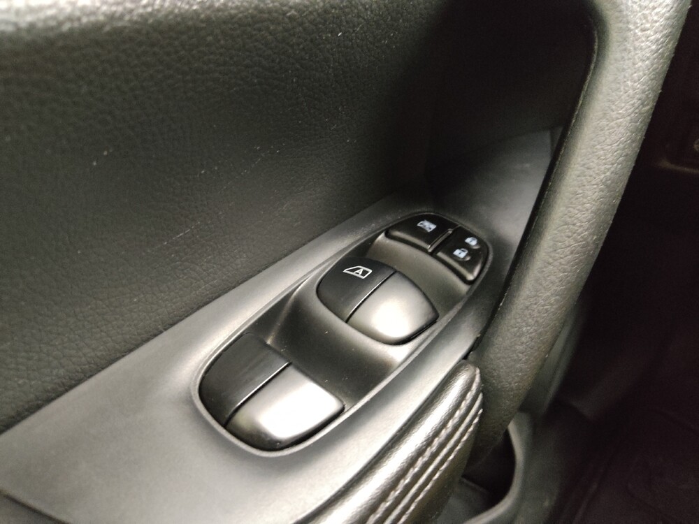 2019 Nissan Rogue in Springfield, MO 65807 - 18104551 27