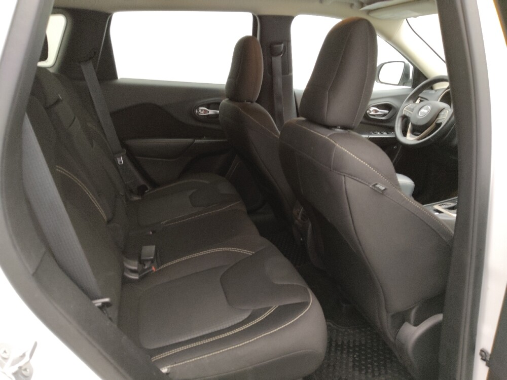 2015 Jeep Cherokee in Springfield, MO 65807 - 18104559 19