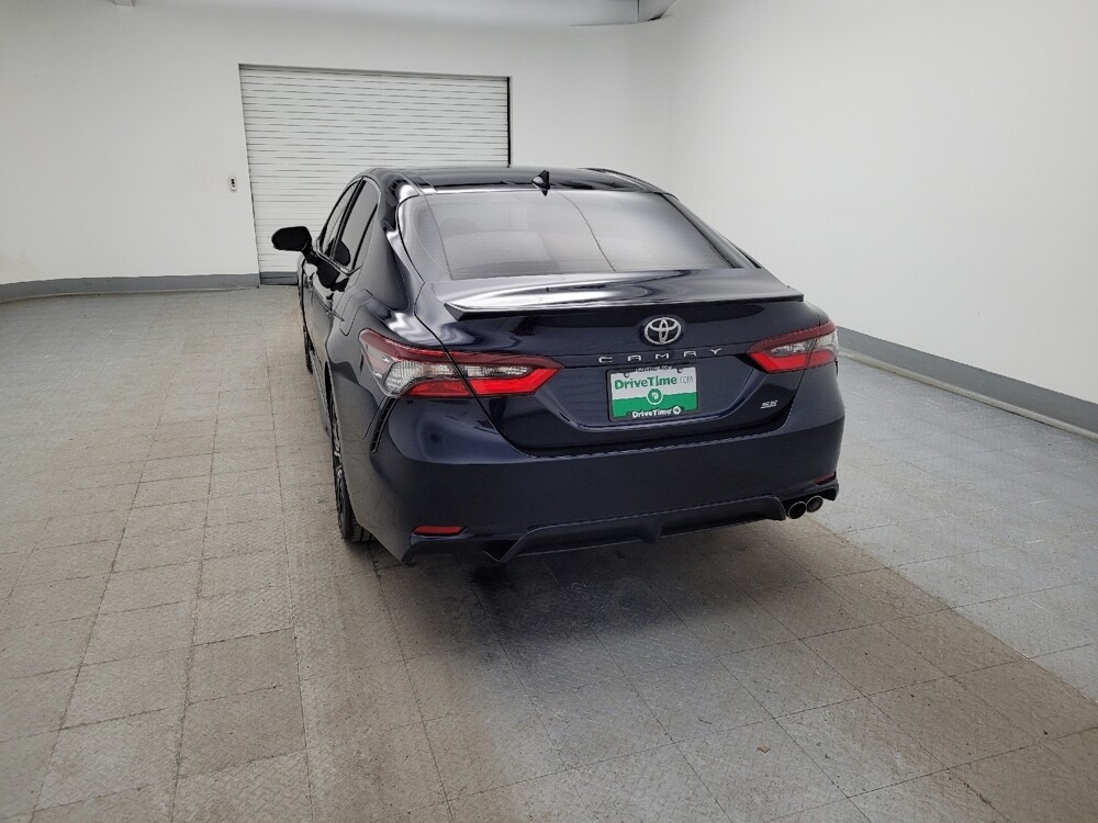 2022 Toyota Camry in Toledo, OH 43617 - 18104562 6