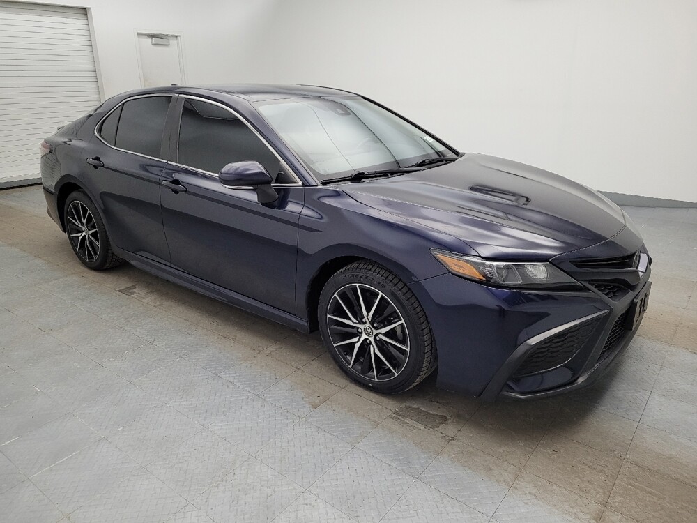 2022 Toyota Camry in Toledo, OH 43617 - 18104562 11
