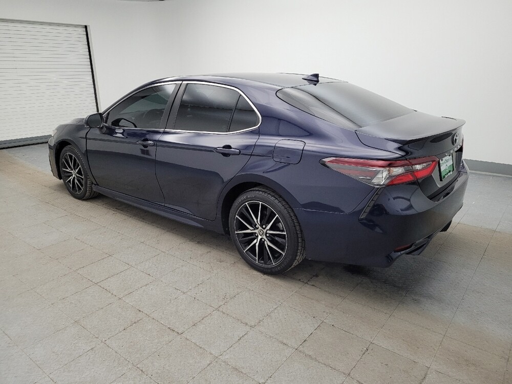 2022 Toyota Camry in Toledo, OH 43617 - 18104562 3