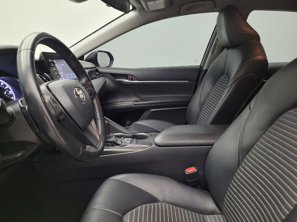 2022 Toyota Camry in Toledo, OH 43617 - 18104562 17