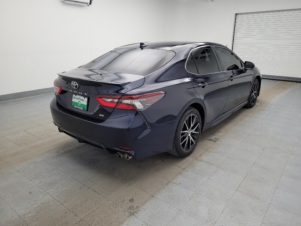 2022 Toyota Camry in Toledo, OH 43617 - 18104562 9