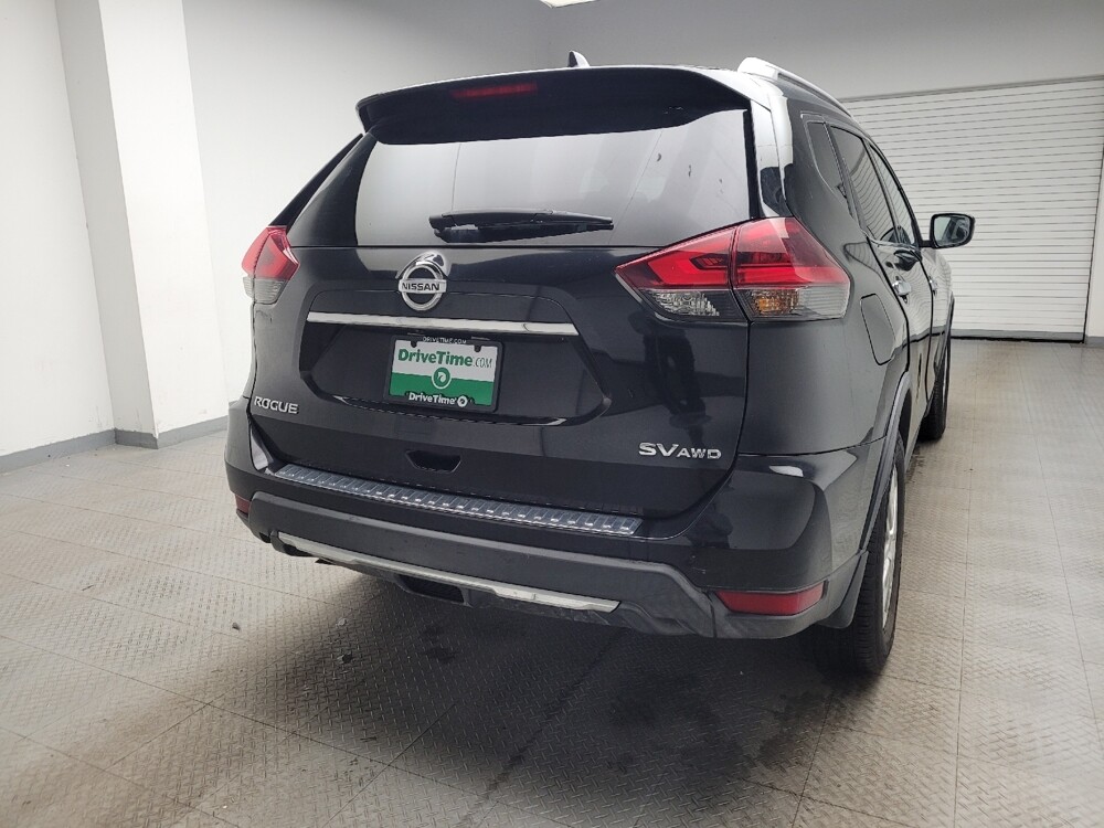 2018 Nissan Rogue in Taylor, MI 48180 - 18104565 7