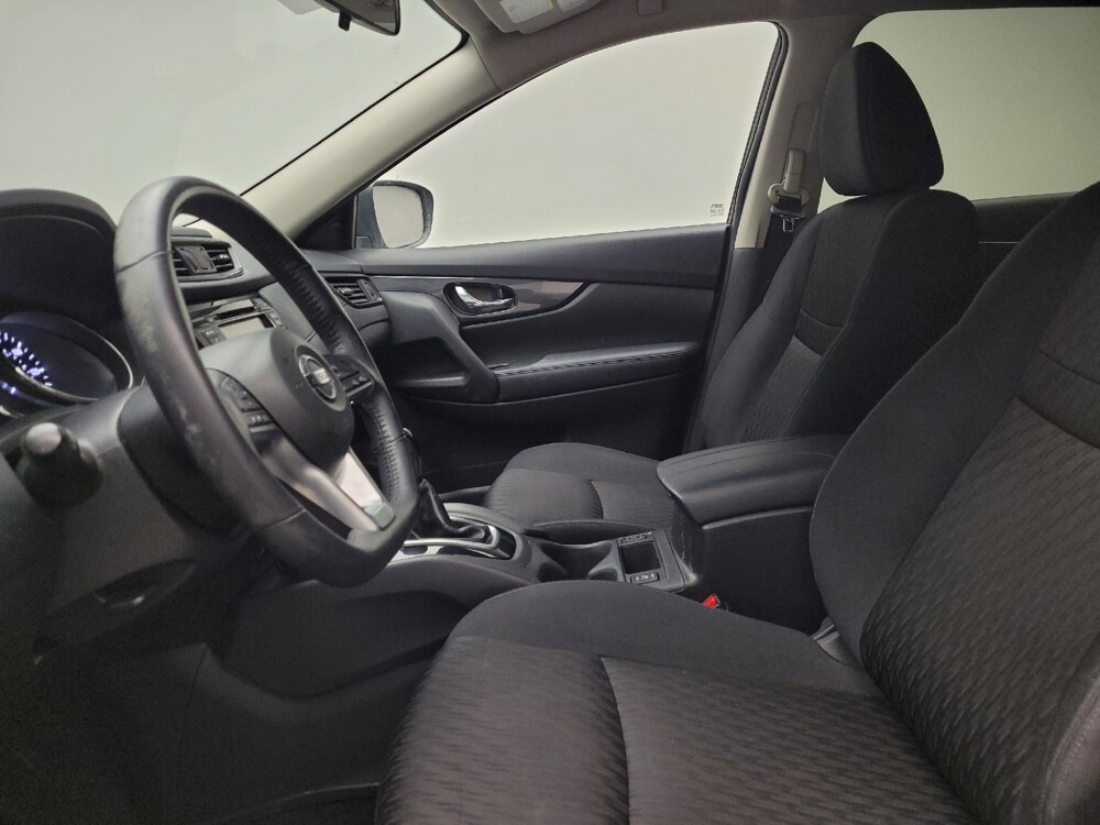 2018 Nissan Rogue in Taylor, MI 48180 - 18104565 17