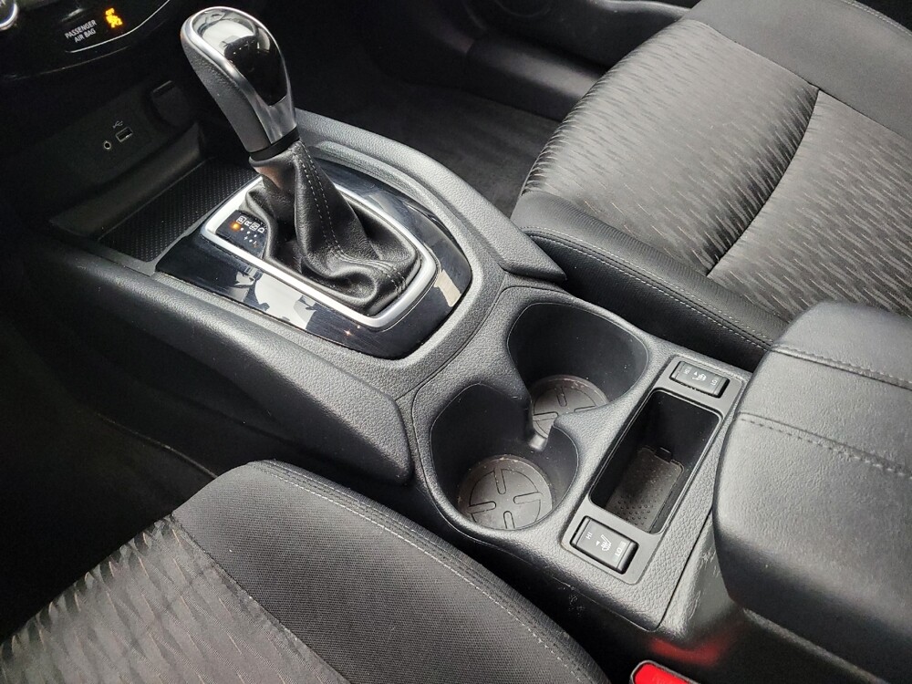 2018 Nissan Rogue in Taylor, MI 48180 - 18104565 26