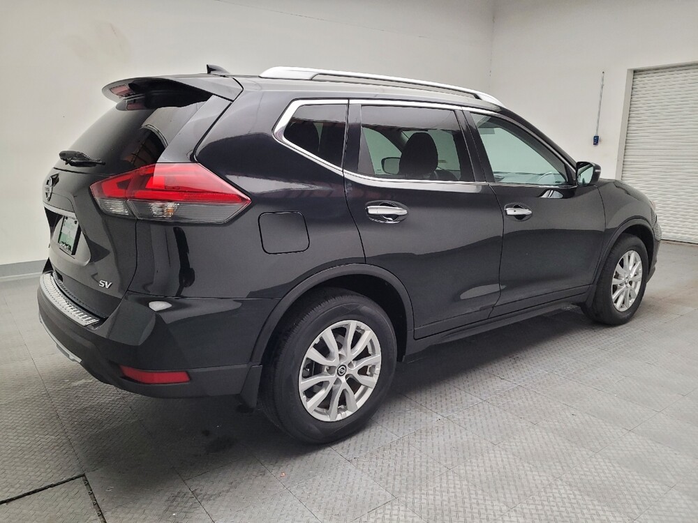 2018 Nissan Rogue in Downey, CA 90241 - 18104567 9