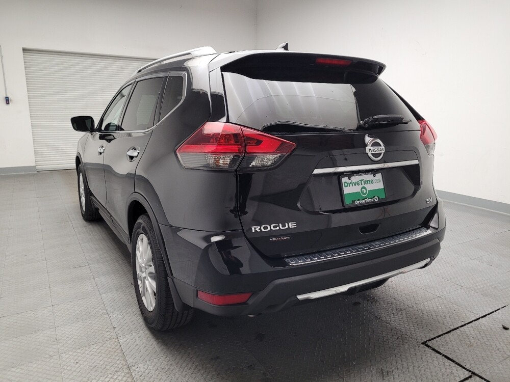 2018 Nissan Rogue in Downey, CA 90241 - 18104567 6