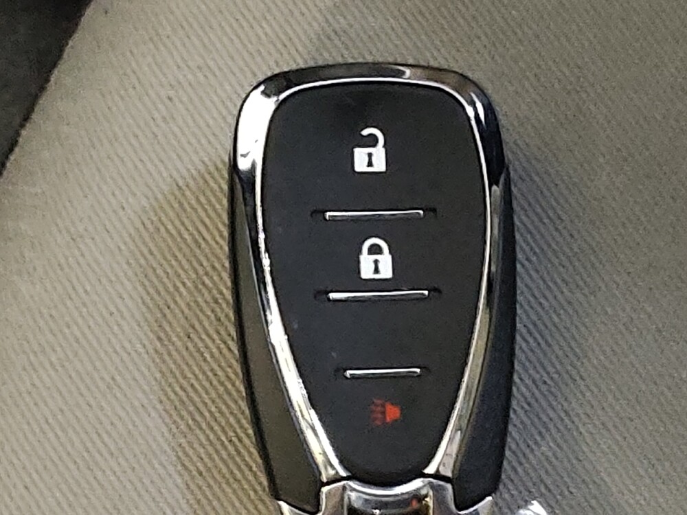 2018 Chevrolet Equinox in Arlington, TX 76011 - 18104576 32