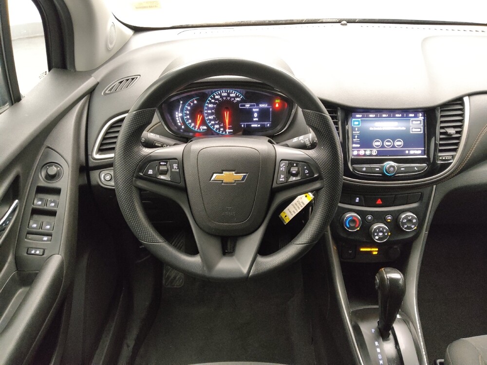 2020 Chevrolet Trax in Des Moines, IA 50310 - 18104577 22