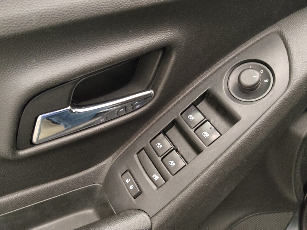 2020 Chevrolet Trax in Des Moines, IA 50310 - 18104577 27