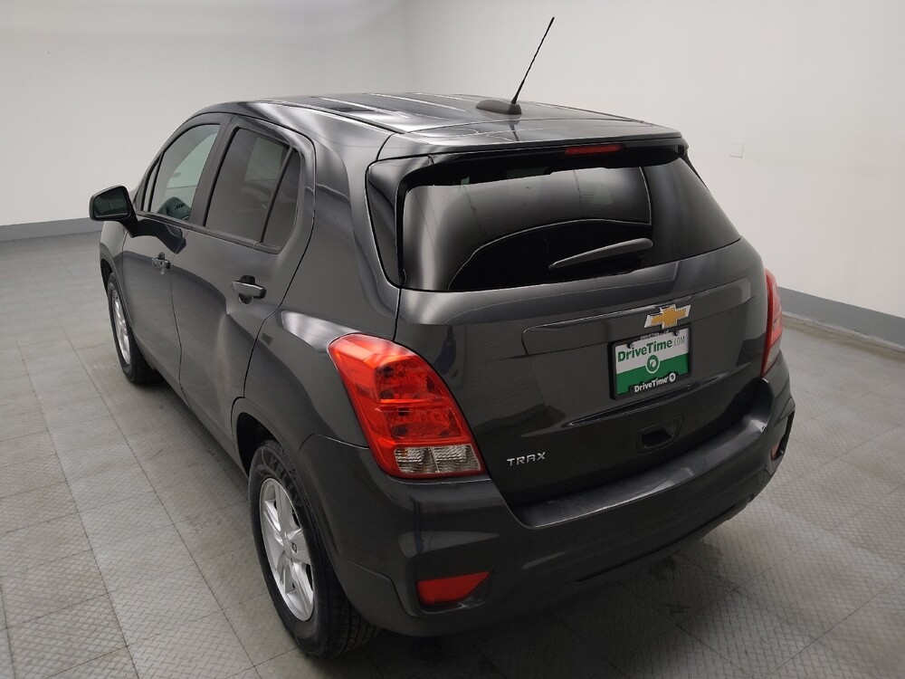 2020 Chevrolet Trax in Des Moines, IA 50310 - 18104577 5