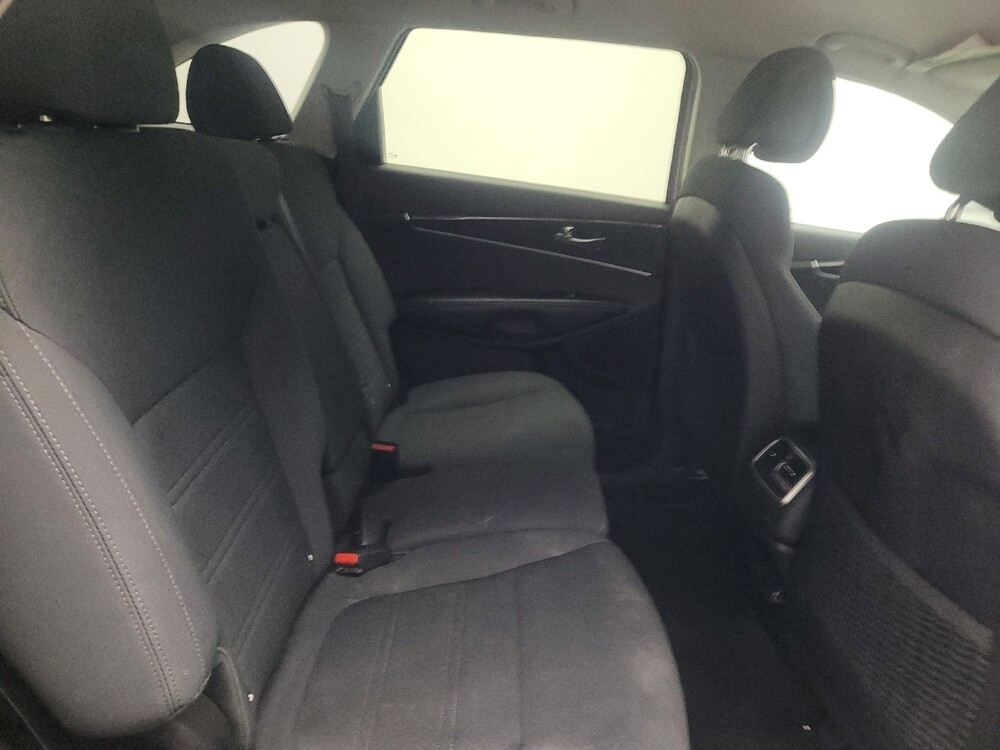 2016 Kia Sorento in Marietta, GA 30062 - 18104579 19