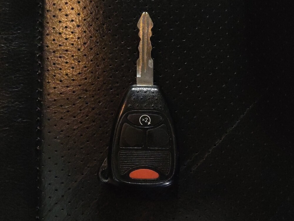 2015 Jeep Compass in Marietta, GA 30062 - 18104581 32