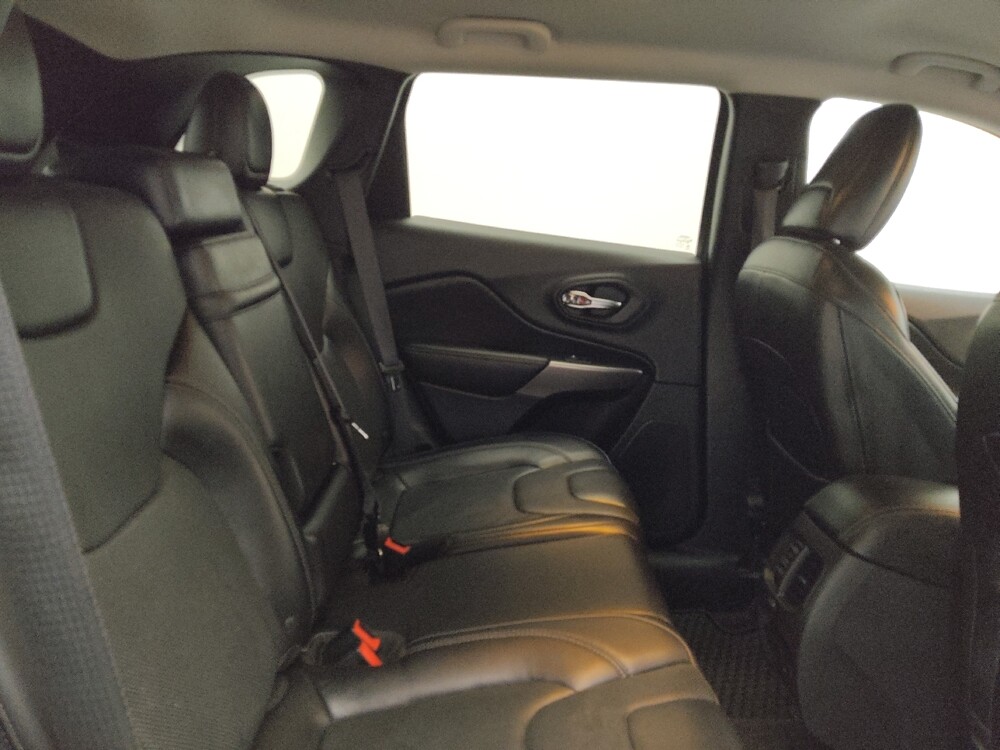 2019 Jeep Cherokee in Marietta, GA 30062 - 18104585 19