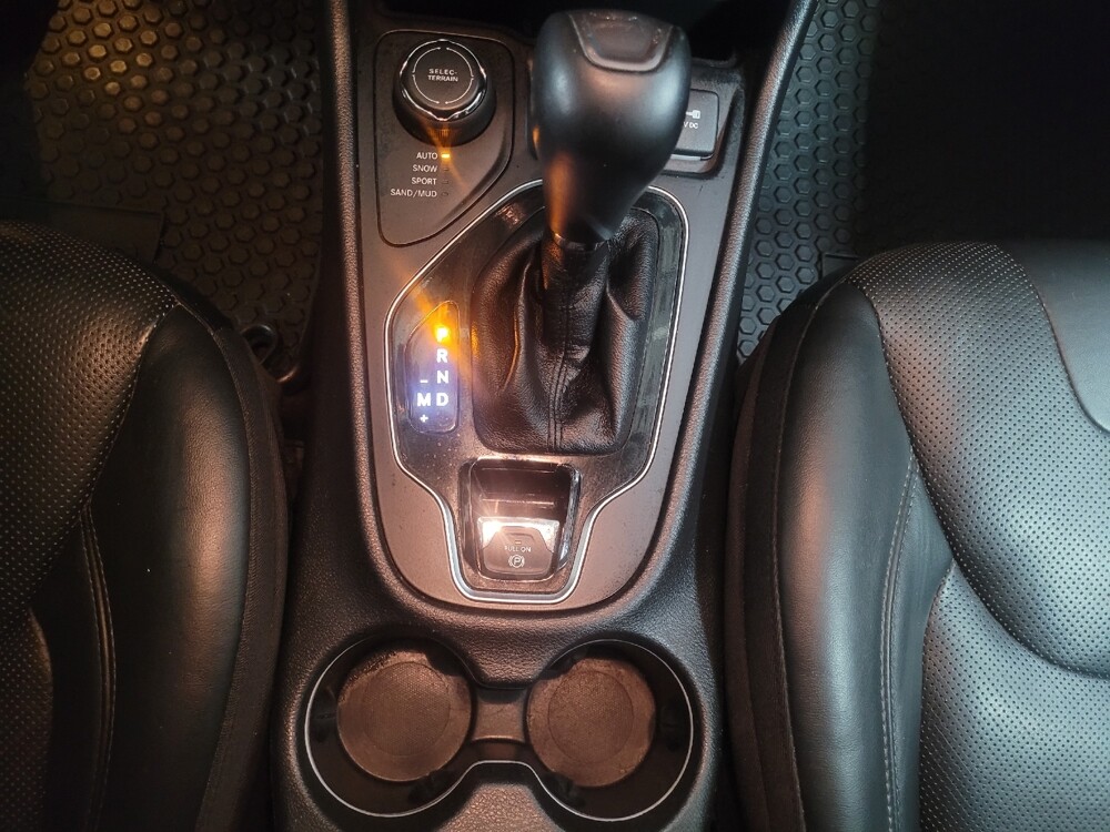 2019 Jeep Cherokee in Marietta, GA 30062 - 18104585 26