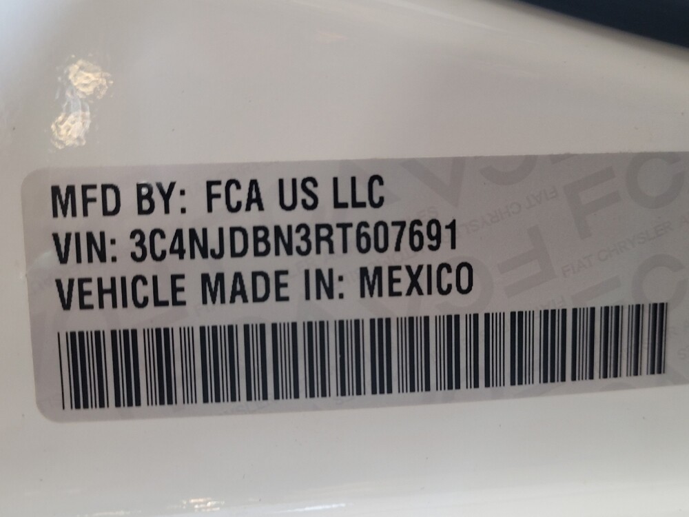 2024 Jeep Compass in Hialeah, FL 33014 - 18104598 33