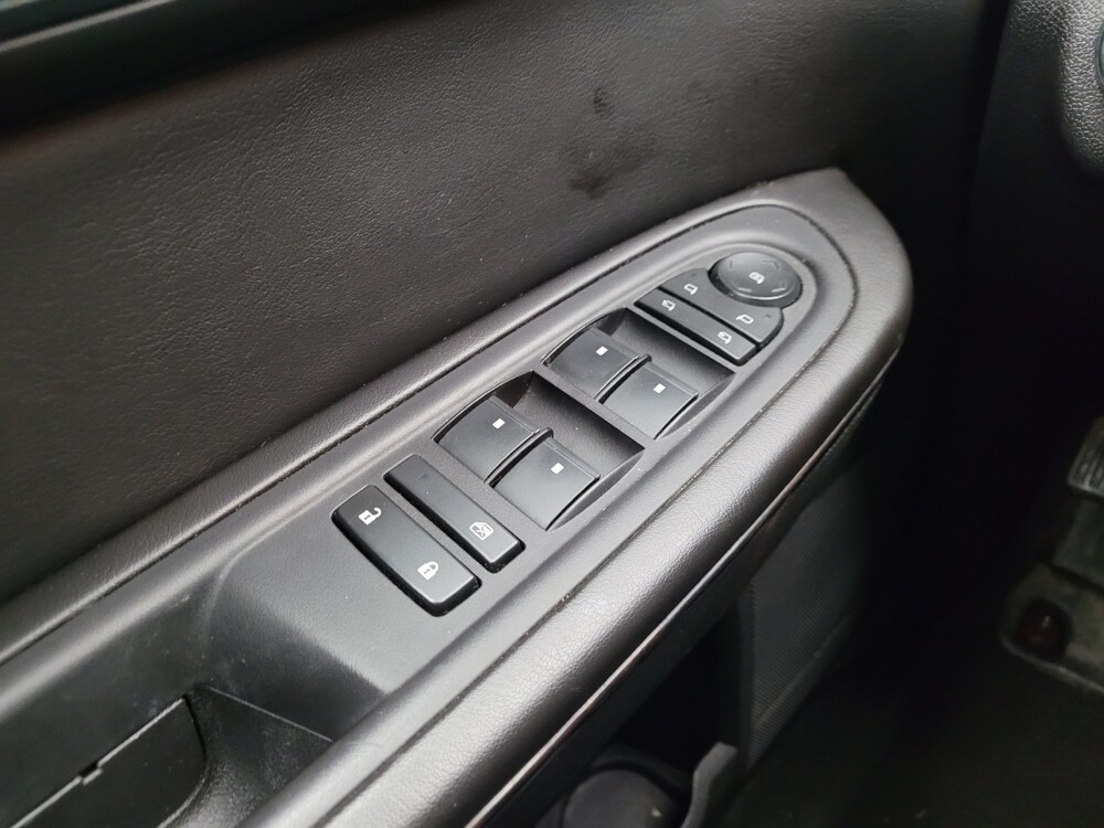 2016 Chevrolet Traverse in Grand Rapids, MI 49508 - 18104599 27