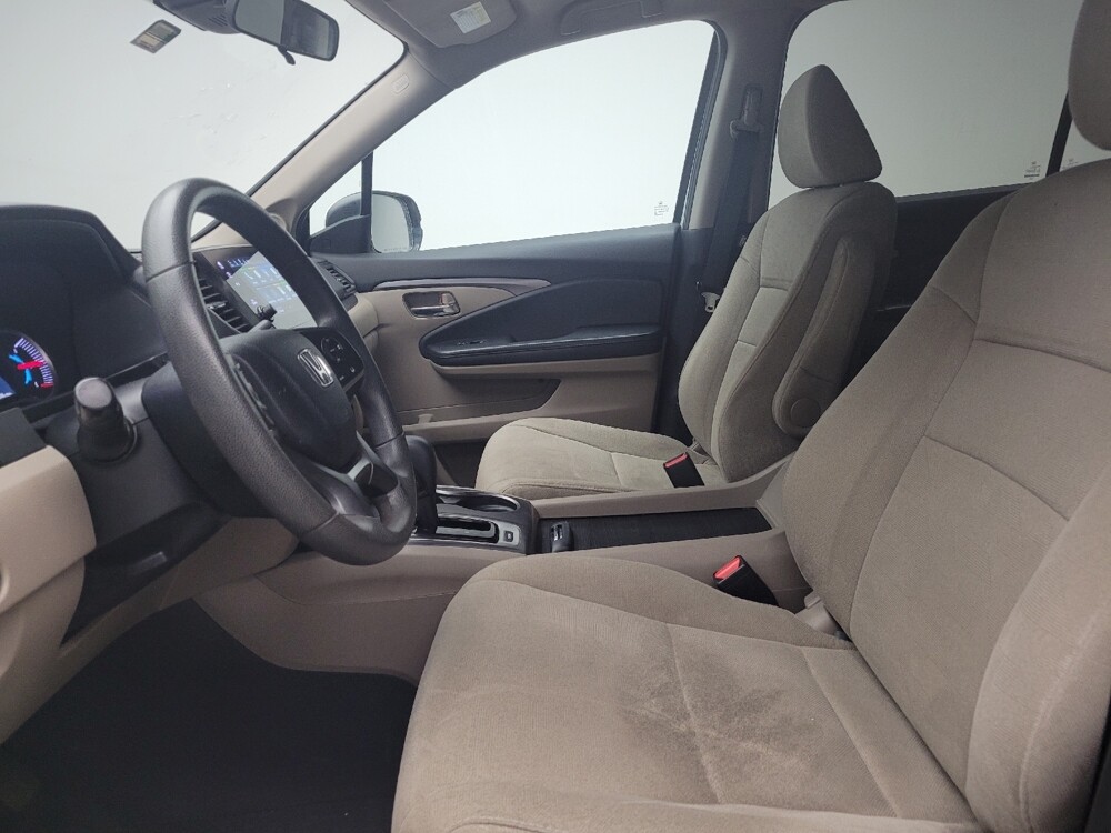 2020 Honda Pilot in Grand Rapids, MI 49508 - 18104600 17